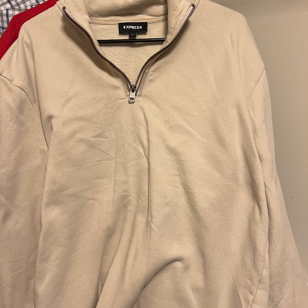 3/4 zip up